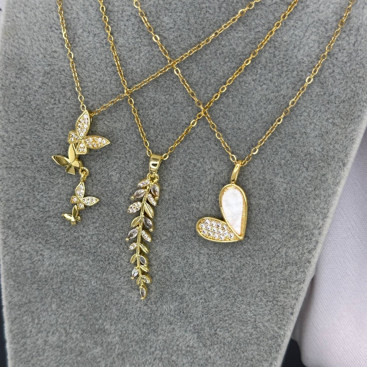 18K gold plated Stainless steel  Leafs necklace, Intensity 87359-0